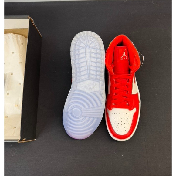 Size 10.5  - Air Jordan 1 SE Mid Barcelona Sweater main image 7